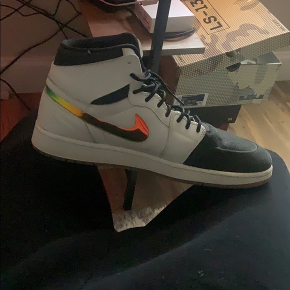 jordan 1 retro nouveau dunk from above